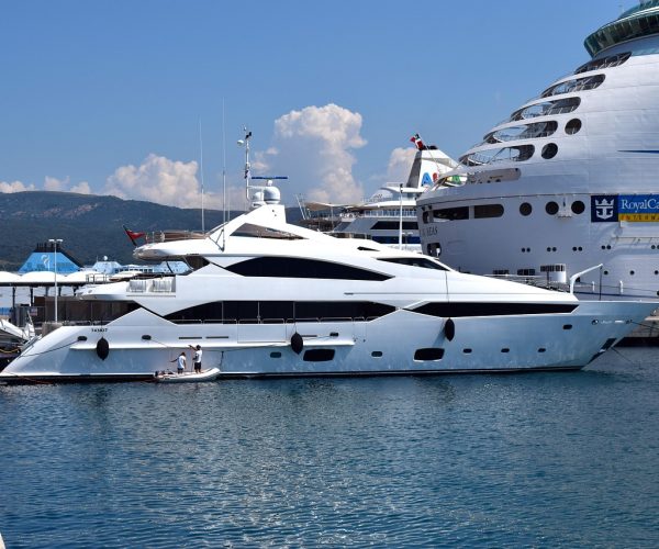 yacht-823657_1280